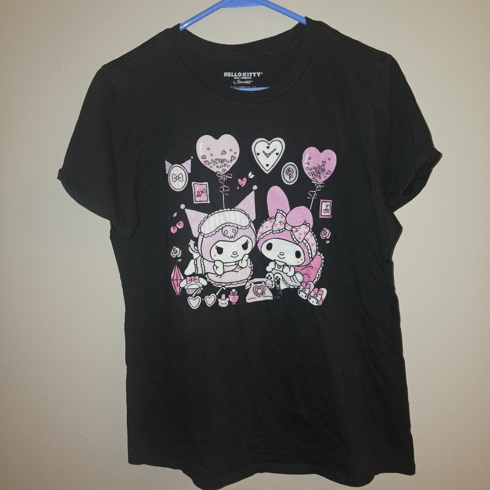 3/20.00. Hello Kitty Shirt